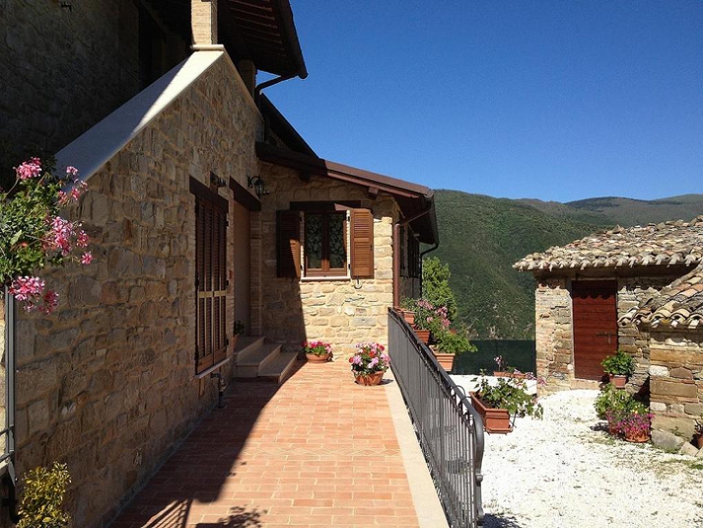 Villa La Collina Dei Ciliegi Camerino Exterior foto